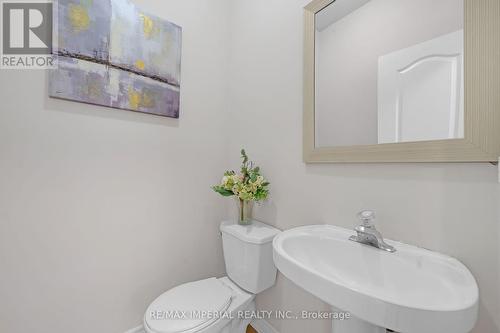 58 St Damian Avenue, Vaughan, ON - Indoor Photo Showing Bathroom