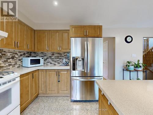 9 Fairchild Avenue, Toronto, ON - Indoor Photo Showing Kitchen