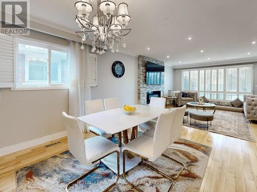 9 Fairchild Avenue, Toronto, ON - Indoor Photo Showing Dining Room