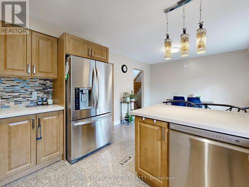 9 Fairchild Avenue, Toronto, ON - Indoor Photo Showing Kitchen