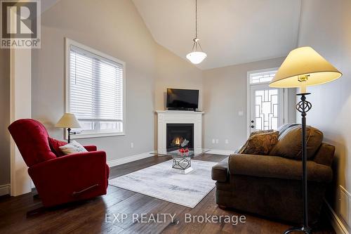 3 Bill Hutchinson Crescent, Clarington, ON - Indoor Photo Showing Living Room With Fireplace