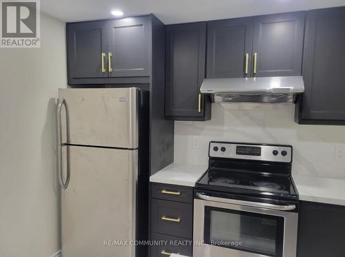 Bsmt - 31 Taverner Crescent, Ajax, ON - Indoor Photo Showing Kitchen