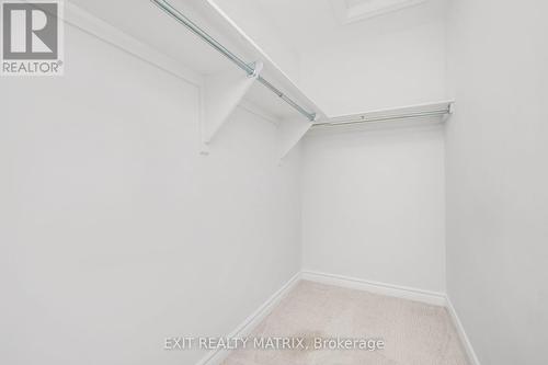 811 Clapham Terrace, Ottawa, ON - Indoor With Storage