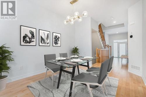 811 Clapham Terrace, Ottawa, ON - Indoor Photo Showing Dining Room