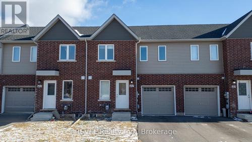 407 Chaffey Street, Welland (773 - Lincoln/Crowland), ON - Outdoor With Facade