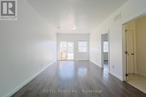 407 Chaffey Street, Welland (773 - Lincoln/Crowland), ON - Indoor Photo Showing Other Room