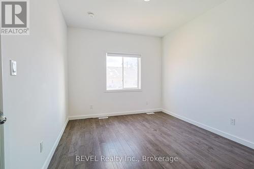 407 Chaffey Street, Welland (773 - Lincoln/Crowland), ON - Indoor Photo Showing Other Room