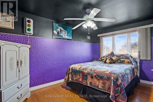 121 Oak Street W, Leamington, ON - Indoor Photo Showing Bedroom