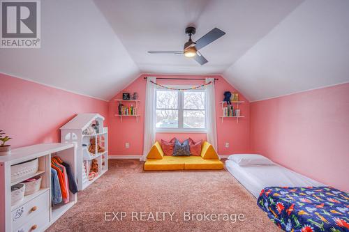 24 Bennett Avenue, Guelph, ON - Indoor Photo Showing Bedroom