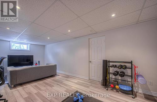 24 Bennett Avenue, Guelph, ON - Indoor