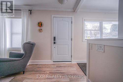 24 Bennett Avenue, Guelph, ON - Indoor