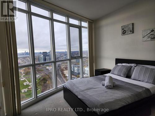 4809 - 21 Iceboat Terrace, Toronto, ON - Indoor Photo Showing Bedroom