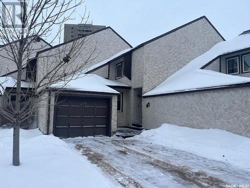 47 Laverendrye Way, Regina, SK - Outdoor