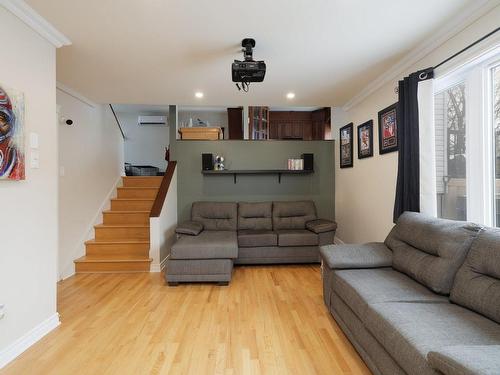 Living room - 1193 Boul. Perrot, Notre-Dame-De-L'Île-Perrot, QC - Indoor Photo Showing Living Room