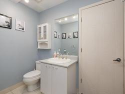 Powder room - 