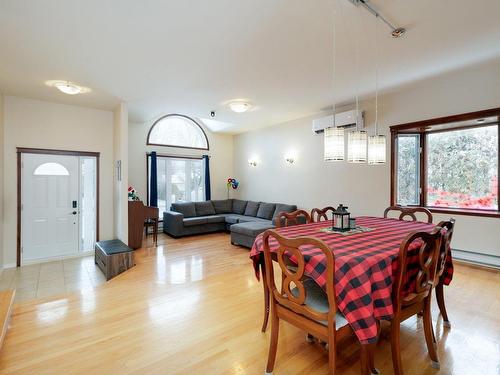 Dining room - 1193 Boul. Perrot, Notre-Dame-De-L'Île-Perrot, QC - Indoor Photo Showing Dining Room