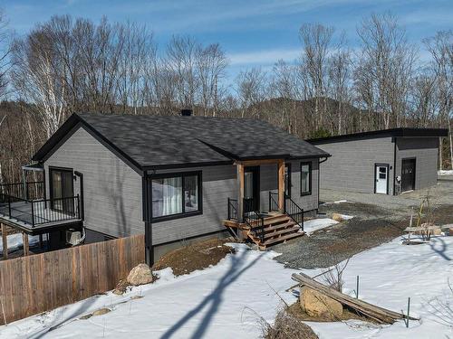 FaÃ§ade - 135 Allée Du Wigwam, Mont-Tremblant, QC - Outdoor With Deck Patio Veranda