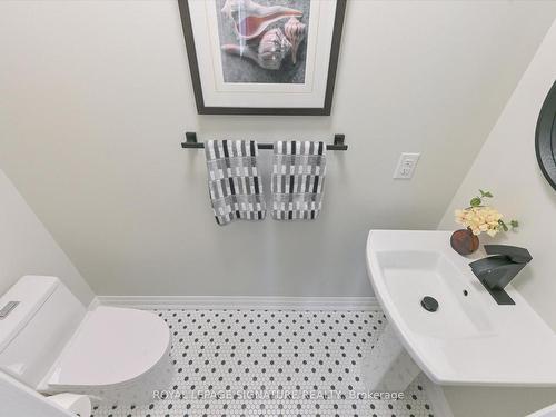 4273 Credit Pointe Dr, Mississauga, ON - Indoor Photo Showing Bathroom