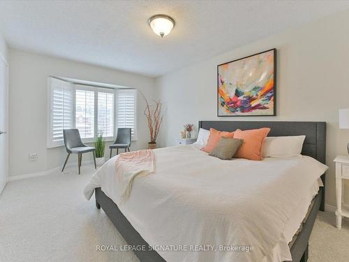 4273 Credit Pointe Dr, Mississauga, ON - Indoor Photo Showing Bedroom