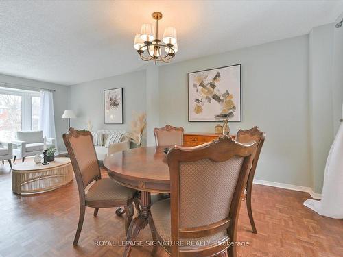 4273 Credit Pointe Dr, Mississauga, ON - Indoor Photo Showing Dining Room