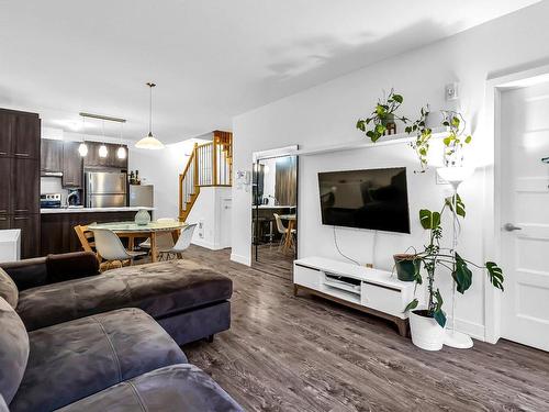 Overall view - 05-12246 Rue Ranger, Montréal (Ahuntsic-Cartierville), QC - Indoor Photo Showing Living Room