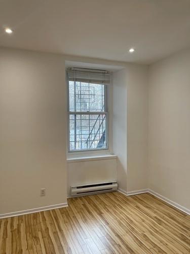 Bedroom - 323 Rue Ontario E., Montréal (Ville-Marie), QC - Indoor Photo Showing Other Room