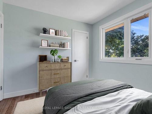 130 Three Valleys Dr, Toronto, ON - Indoor Photo Showing Bedroom