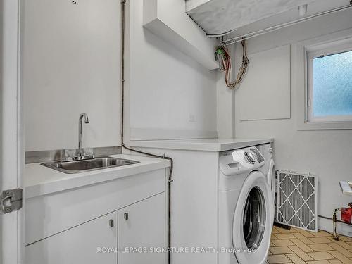 130 Three Valleys Dr, Toronto, ON - Indoor Photo Showing Laundry Room