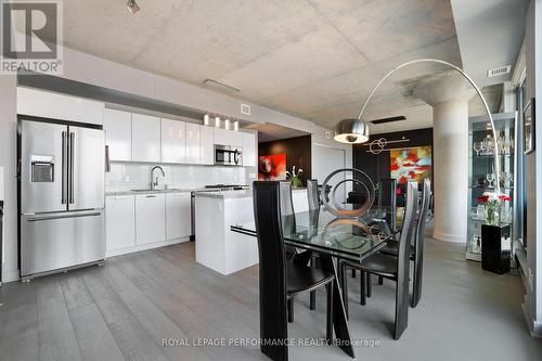 1207 - 203 Catherine Street, Ottawa, ON - Indoor Photo Showing Kitchen With Stainless Steel Kitchen With Upgraded Kitchen