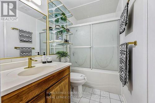 29 - 2451 Bridletowne Circle, Toronto, ON - Indoor Photo Showing Bathroom