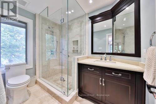 24 Raymar Place, Oakville (Old Oakville), ON - Indoor Photo Showing Bathroom