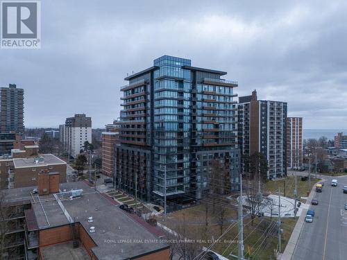 1011 - 21 Park Street, Mississauga, ON - Outdoor