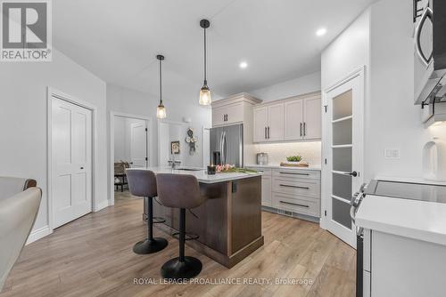 26 Raycroft Drive, Belleville, ON - Indoor Photo Showing Kitchen With Upgraded Kitchen