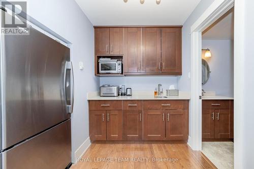 284 Ridgeside Farm Drive, Ottawa, ON - Indoor Photo Showing Kitchen