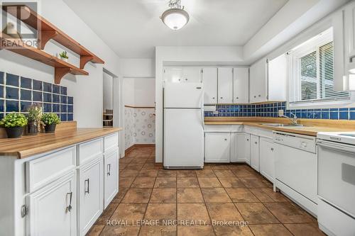 22 Rosemount Avenue, St. Catharines (442 - Vine/Linwell), ON - Indoor Photo Showing Kitchen