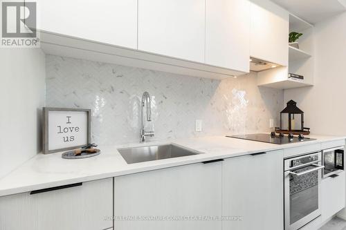 2307 - 82 Dalhousie Street, Toronto, ON - Indoor Photo Showing Kitchen