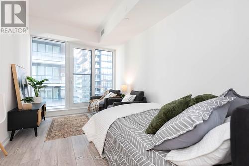 1606 - 55 Mercer Street, Toronto, ON - Indoor Photo Showing Bedroom