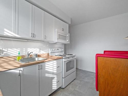 Kitchen - 3100  - 3104 Av. Parkville, Montréal (Mercier/Hochelaga-Maisonneuve), QC - Indoor Photo Showing Kitchen