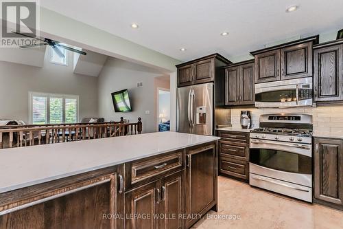 174 River Run Road, Mapleton, ON - Indoor Photo Showing Kitchen