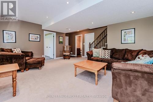 174 River Run Road, Mapleton, ON - Indoor Photo Showing Living Room