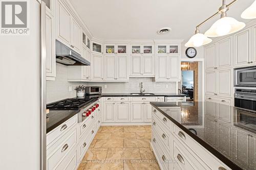 70 Leggett Avenue, Toronto, ON - Indoor Photo Showing Kitchen With Upgraded Kitchen