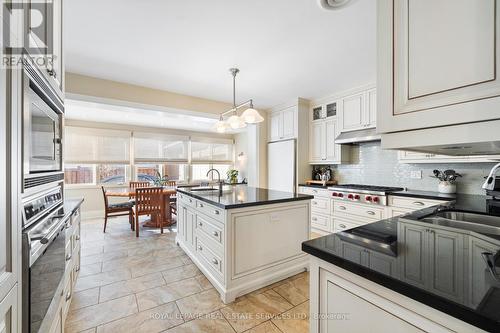 70 Leggett Avenue, Toronto, ON - Indoor Photo Showing Kitchen With Upgraded Kitchen