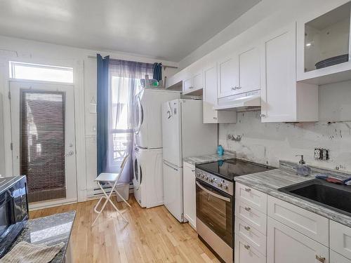 Kitchen - 4471 Rue De La Roche, Montréal (Le Plateau-Mont-Royal), QC - Indoor Photo Showing Kitchen With Upgraded Kitchen