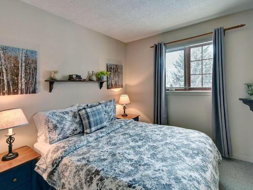 Chambre Ã Â coucher - 1-142 Rue Pinoteau, Mont-Tremblant, QC - Indoor Photo Showing Bedroom