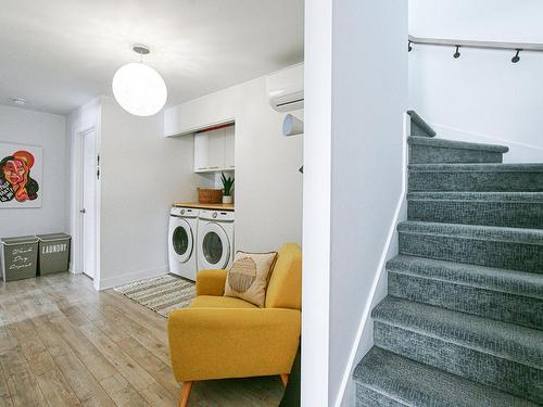 Staircase - 209-984 Rue Notre-Dame, Repentigny (Repentigny), QC - Indoor Photo Showing Laundry Room