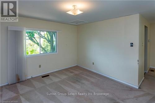 511 Ferndale Court, London, ON - Indoor Photo Showing Other Room