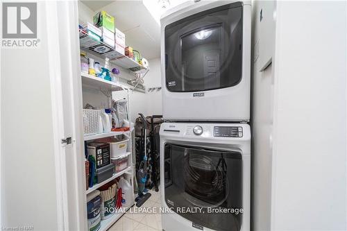 301 - 162 Martindale Road, St. Catharines (453 - Grapeview), ON - Indoor Photo Showing Laundry Room