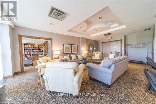 301 - 162 Martindale Road, St. Catharines (453 - Grapeview), ON - Indoor Photo Showing Living Room