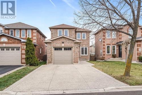 92 Smith Drive, Halton Hills, ON - Outdoor With Facade