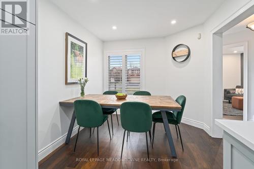 92 Smith Drive, Halton Hills, ON - Indoor Photo Showing Dining Room